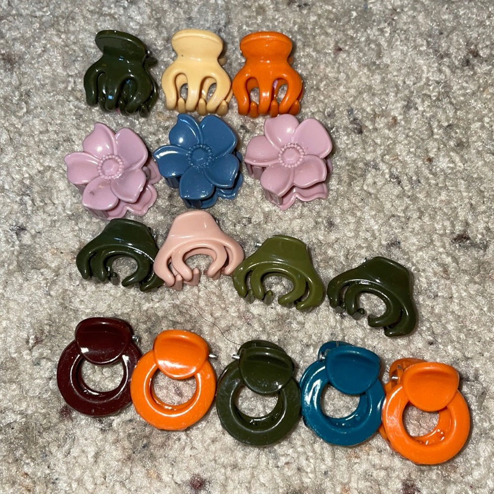 Hair clips